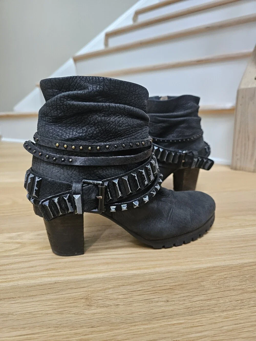 $995 Kennel Und Schmenger Black Leather Studded/Straps Ankle Boots 7/8